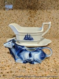 Milk & Gravy Pitchers