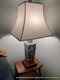 Pair of chinese lamps