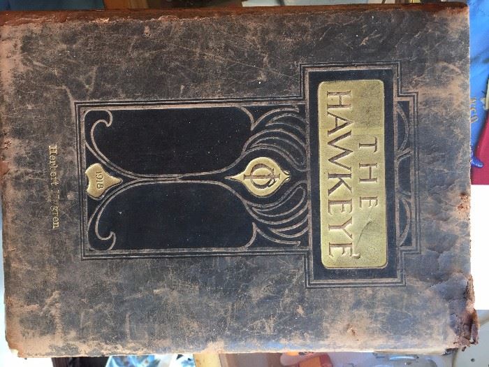 1918 Hawkeye yearbook! with leather cover