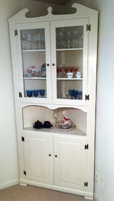corner cupboard