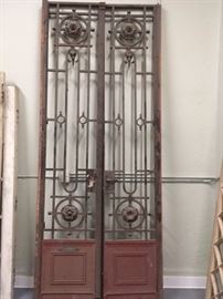 a pair of 19th.c Italian iron gates 