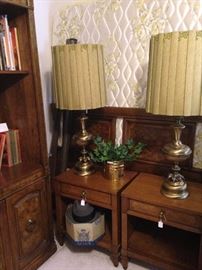 King bed; matching nightstands; pair of lamps