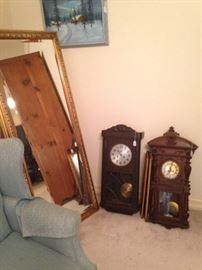 Large mirror and 2 wall clocks