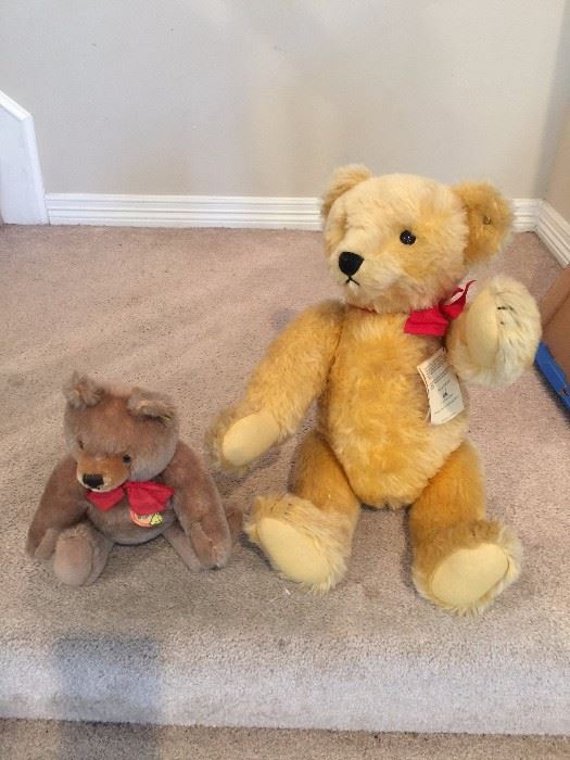 Steiff bears