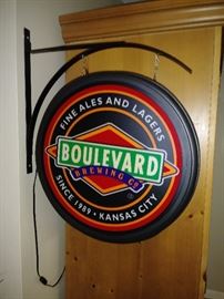 Boulevard bar sign