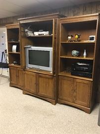 Large entertainment set in very good condition.