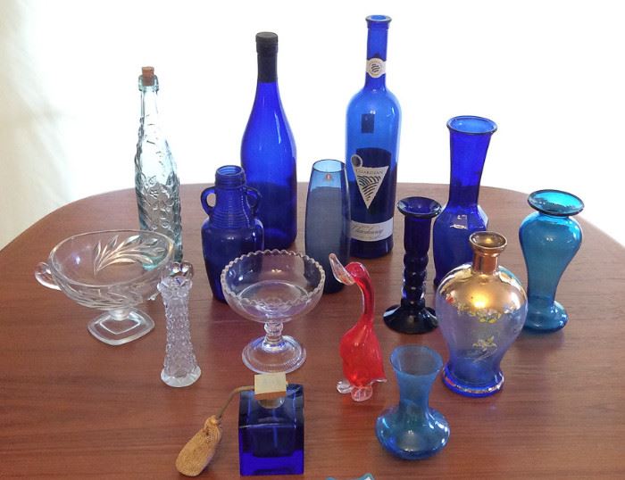 JYR001 Collection of Collectible Glass Items - Blues, Flowers & More
