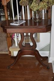 Beautiful Duncan Phyfe Half Game Table with fold out swivel top