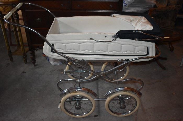 Gorgeous 1950's Bilt Rite Baby Pram in Absolutely Wonderful Condition! All Original! Very Rare to find in this All Original Condition!!!