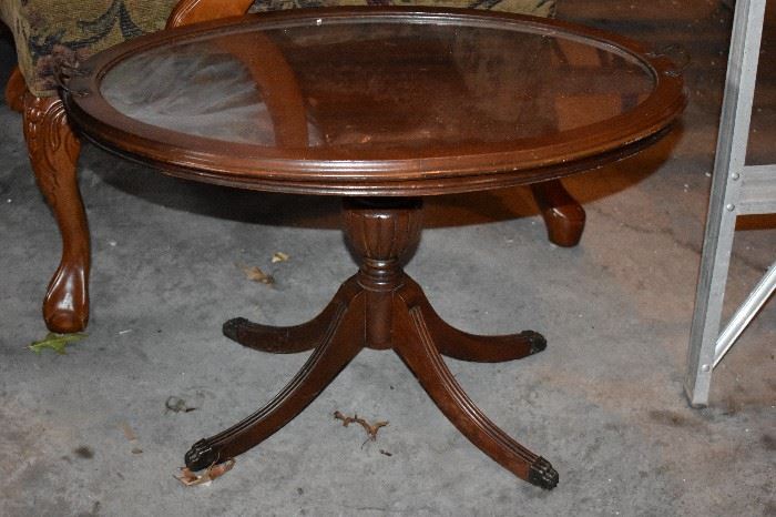 Beautiful Antique Duncan Phyfe Oval Glass Top Occasional Table