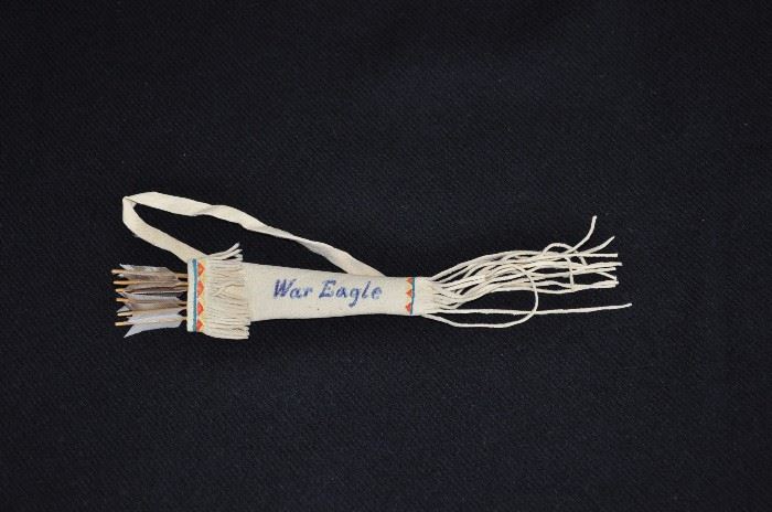 Native American miniature quiver with arrows souvenir 