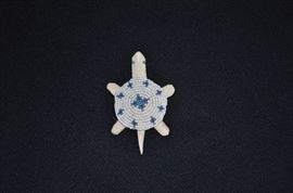 Native American beaded miniature turtle souvenir