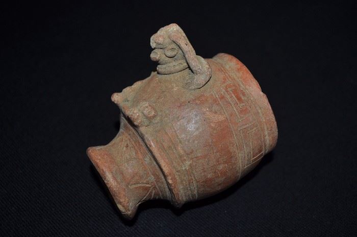 Pre-Columbian Coloma burial pot