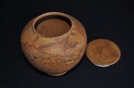 Studio Pottery attributed to Diane Leon