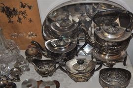 Israel Freeman & Son tea service, crystal