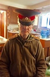 Russian hat and epaulettes