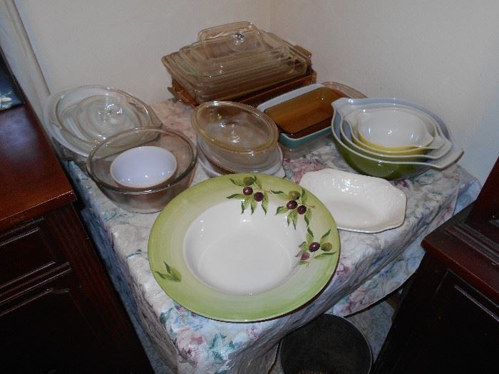 Pyrex and other serving bowls