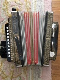 Vintage Hornet accordion 