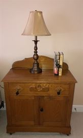 Vintage cabinet with drawer, accent lamps