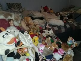 Plush Toys of all sizes small to x-Large 
