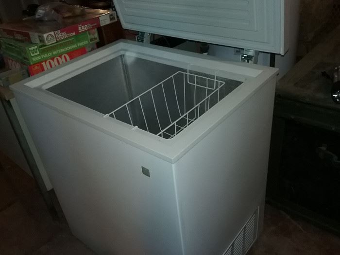 Small freezer 