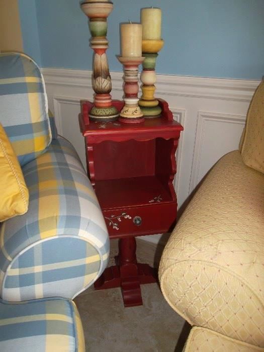 accent table