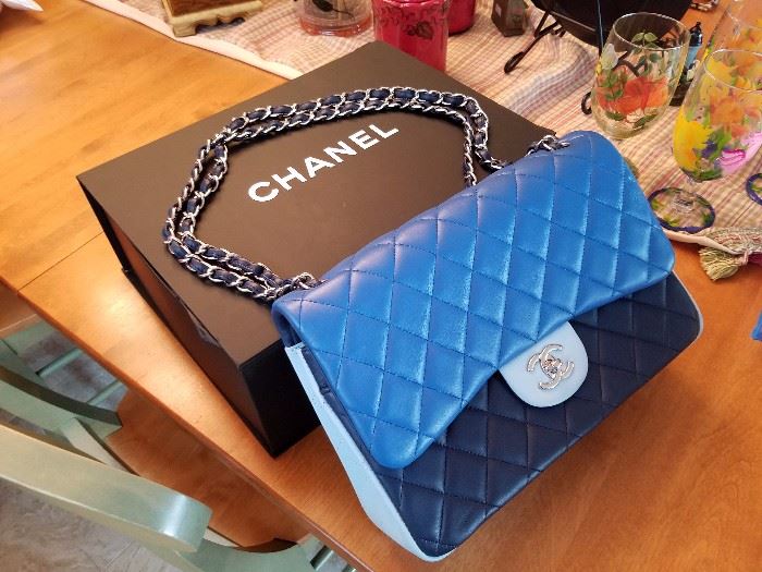 Chanel jumbo double flap handbag, with box