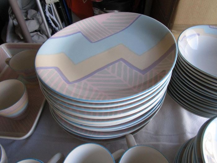 CHINA SET - NOUVEAU MULTICOLOR