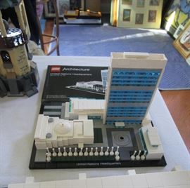 LEGO ARCHITECTURE