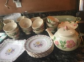 Dessert Rose Franciscan pieces 