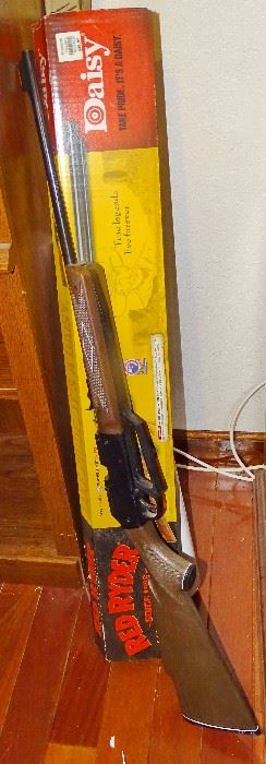 Daisy Red Ryder bb gun with original box