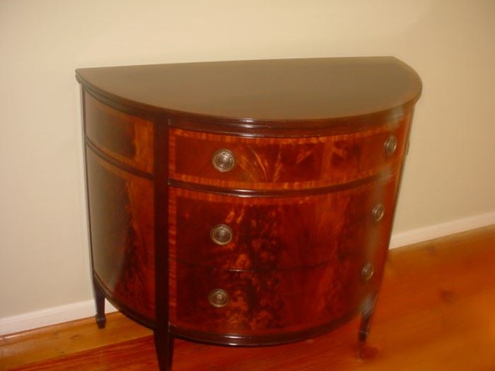 Another look at this incredible Antique bow front chest from late 1800's. 