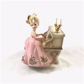 Vintage Josef Original "Tammy", Music Box