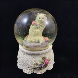 Porcelain and Fine China Lot