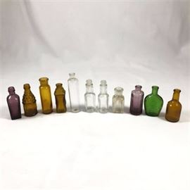Lot-of-Vintage-Miniature-Bottles