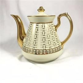 Vintage 1950's "Gold Label" Hall Tea Pot
