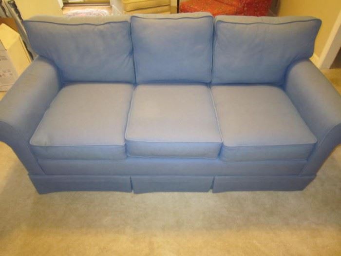 Norwalk sofa in excellent condition
