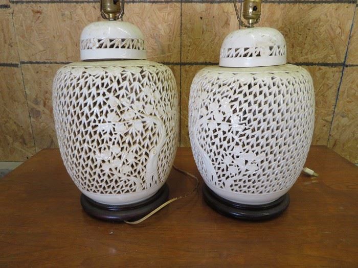 Vintage Asian Style Porcelain Lamps