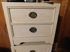 Thomasville Set of Bedside Dressers