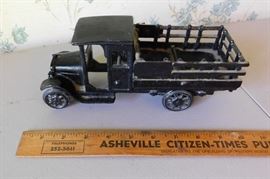 Cast Iron Farm Truck Toy