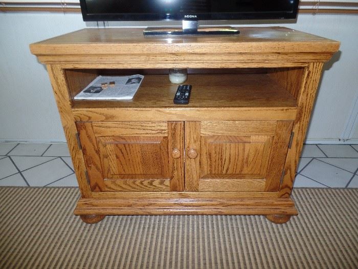 Oak TV stand