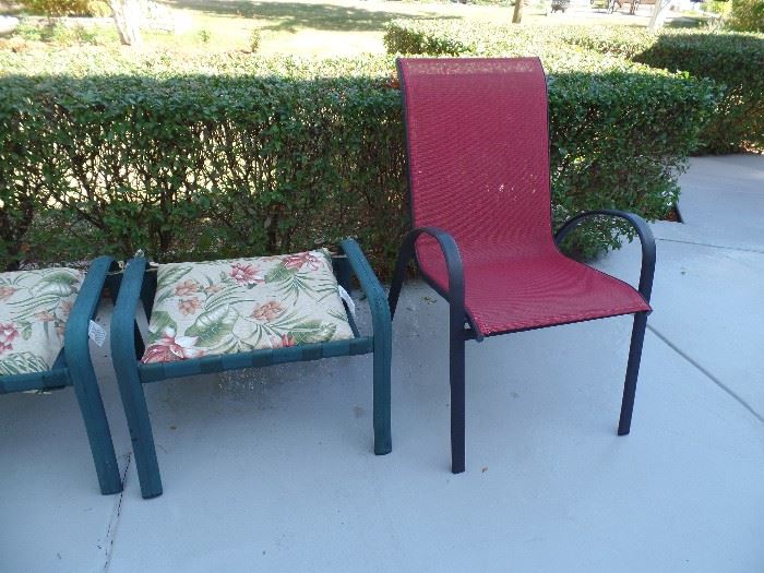 2 matching patio chairs and ottomans