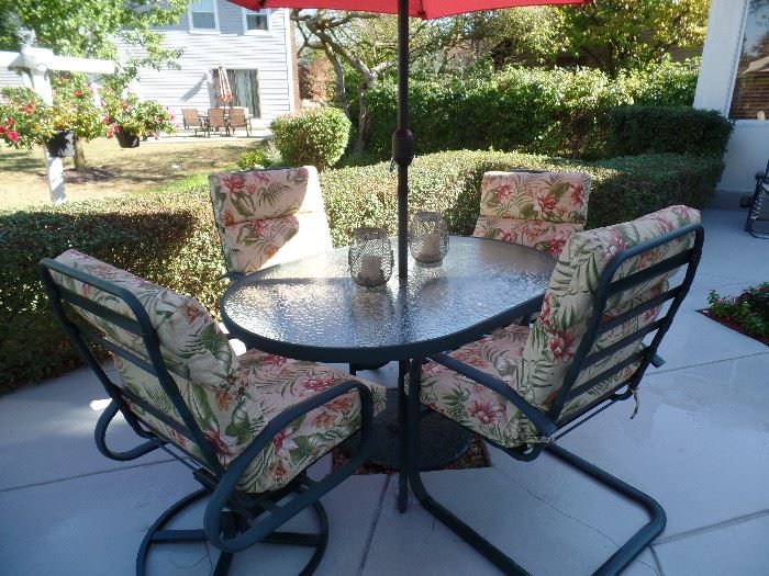 Outdoor patio glass top table w/umbrella, stand and 4 chairs