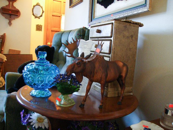 Glassware, moose figurine
