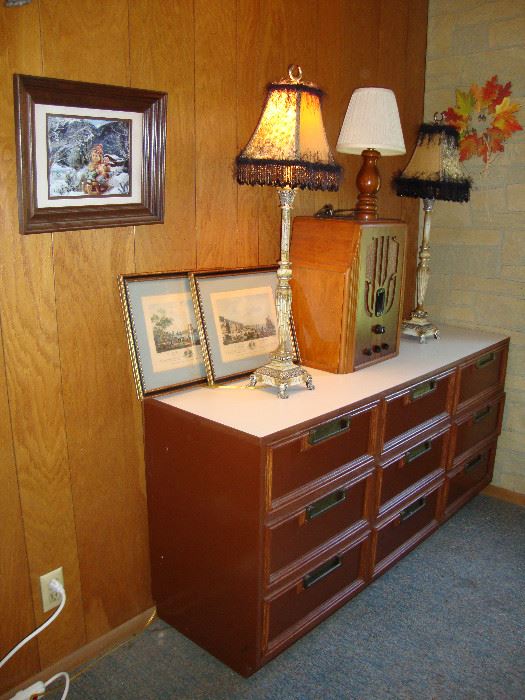 70s dresser with formica top and asian motifs, buffet lamps, antique radio