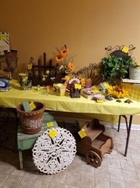 Lots of fun garden items, benches, planters and more!