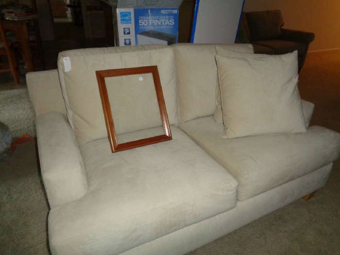 loveseat