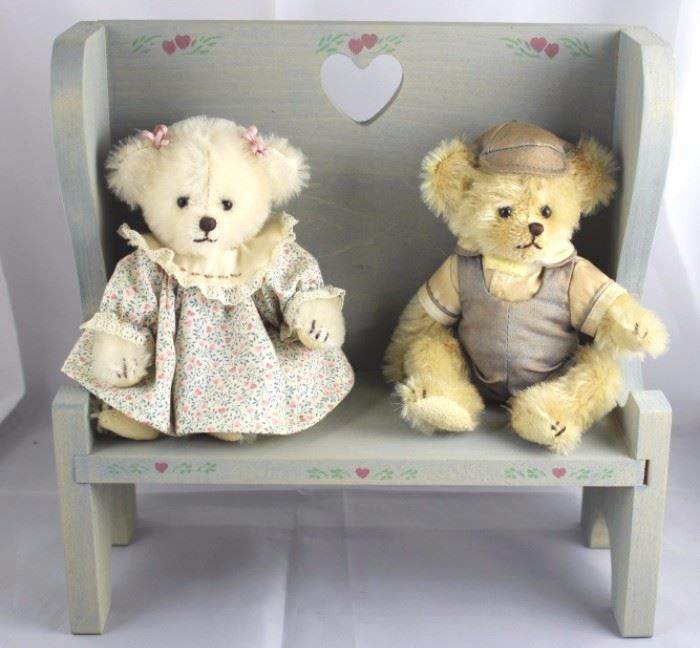 Twins-83. Joanne Mitchell-Family Tree Be. In  Mohair-white & light beige in excellent  conditions. These bears sit on a wooden blue  bench.  Clothing is faded. Size:  7" (bears)  10" x 10" (bench)
