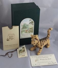 RJW Dolls Pocket (Tiger) Ti-ger-278.  The Pocket  Series is based on the original illustrations in  the A.A. Milne books.  Ltd. #1265 of 3500 Size:  4" H Excellent condition
