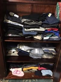 Unworn Men's clothing with tags